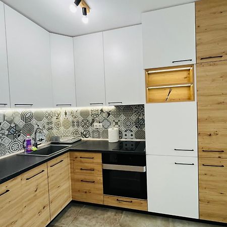 Exclusive St Constantine Suites Άγιος Κωνσταντίνος και Ελένη Εξωτερικό φωτογραφία