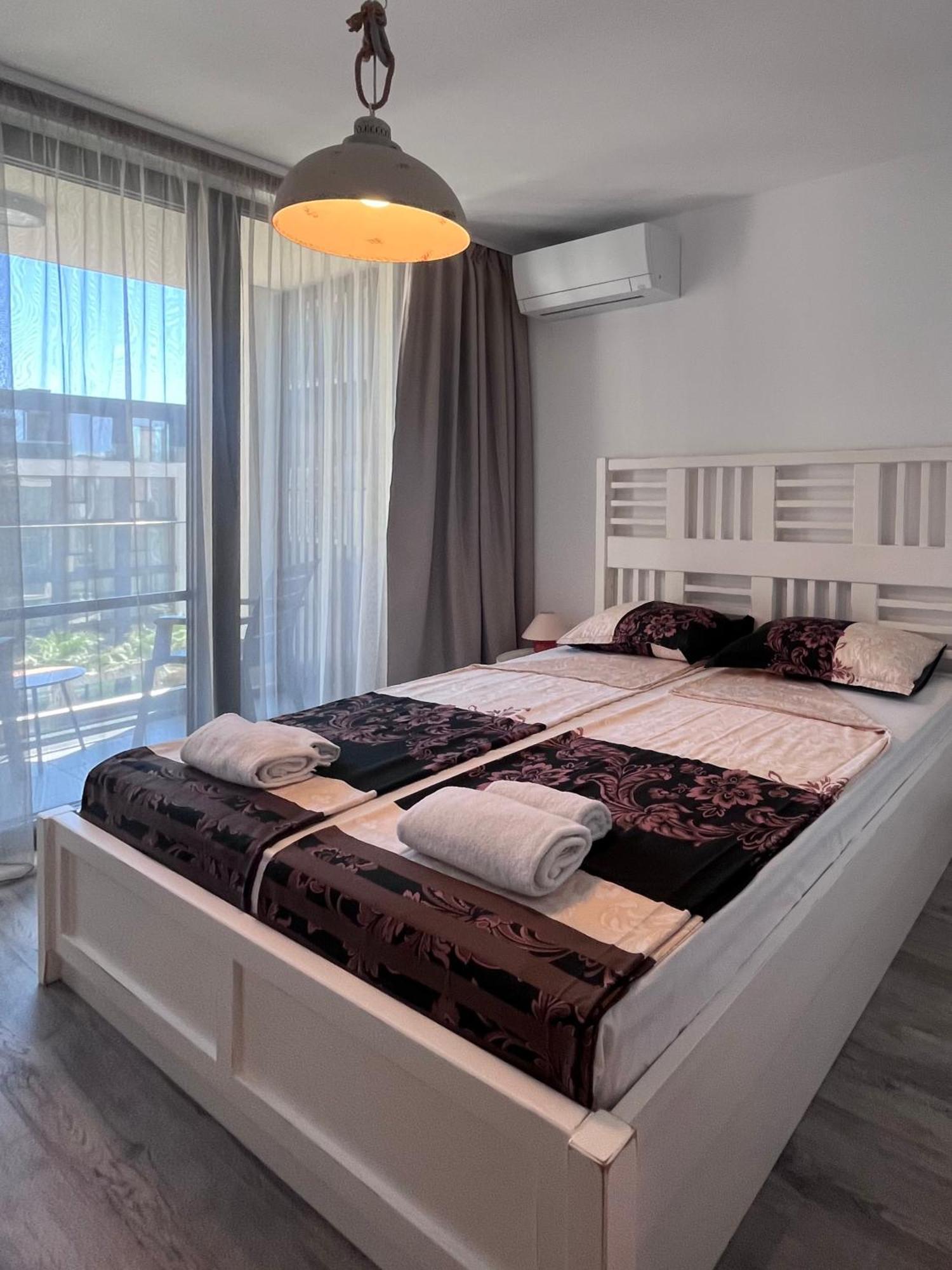 Exclusive St Constantine Suites Άγιος Κωνσταντίνος και Ελένη Εξωτερικό φωτογραφία