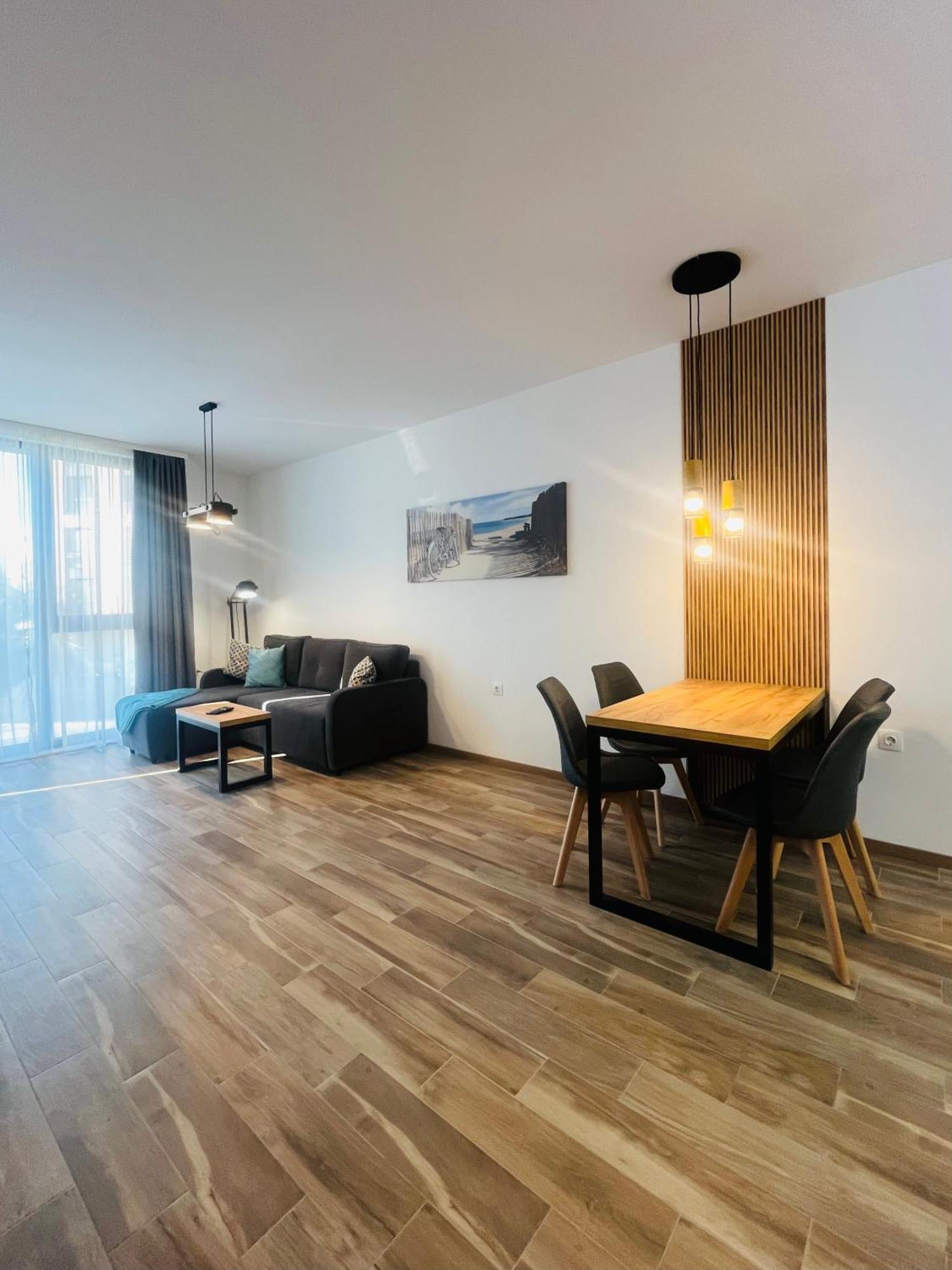 Exclusive St Constantine Suites Άγιος Κωνσταντίνος και Ελένη Εξωτερικό φωτογραφία
